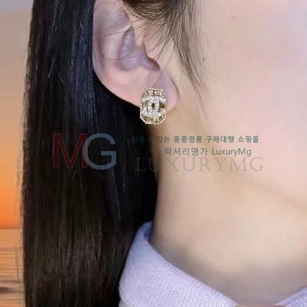 * Ͱ G12251433