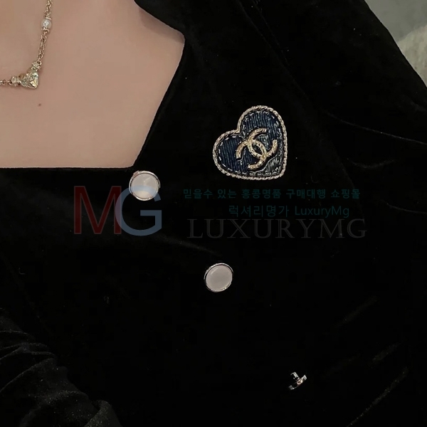 * ġ G1006678