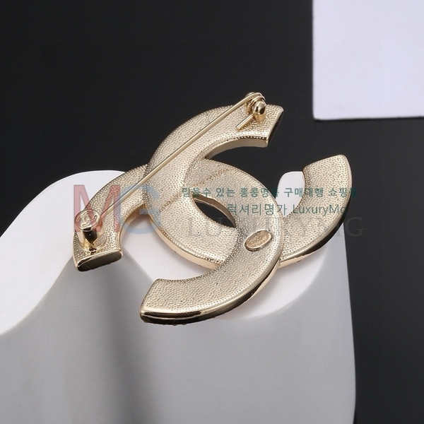 * ġ G1006696