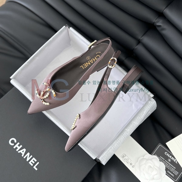 *  ÷ CH700026-2