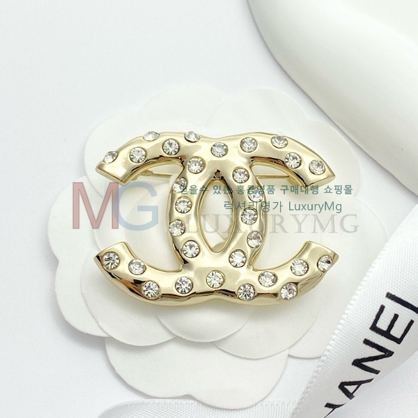* ġ G1006717