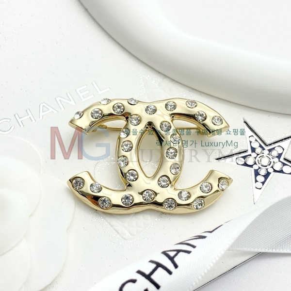 * ġ G1006717