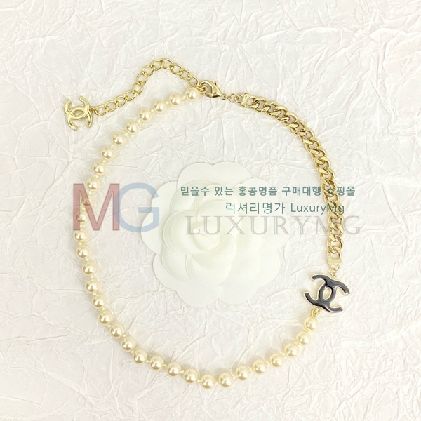 *  G12251454