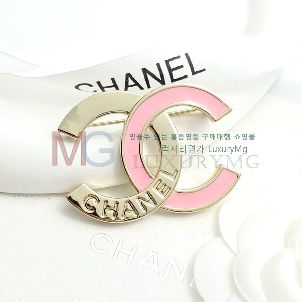 * ġ G1006716