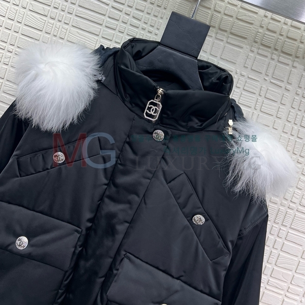  * ٿ е CH6335635-1