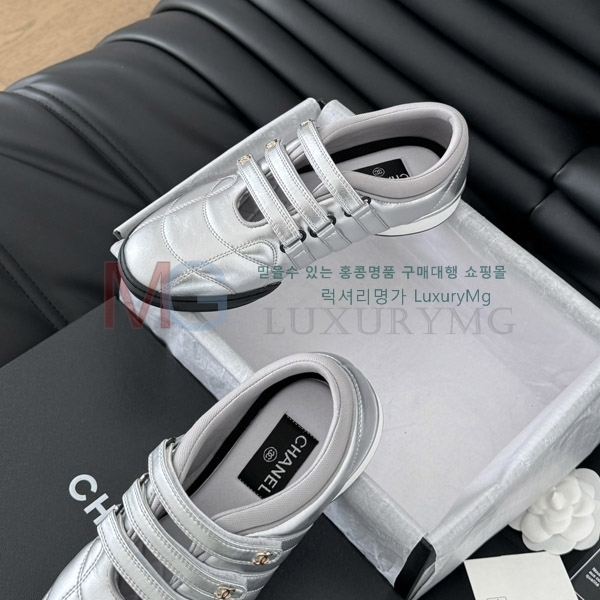 *  Ŀ CH560033-2