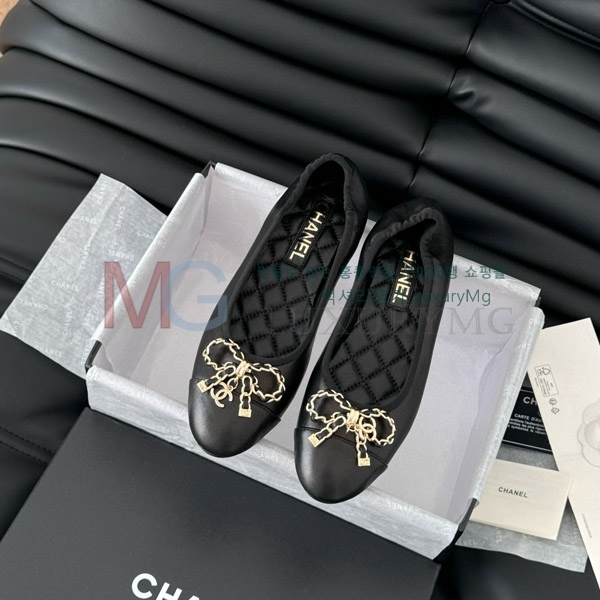 *  ÷ CH5770885-5