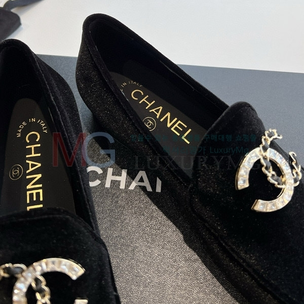 *   CH96099446