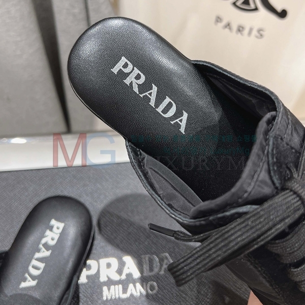     PA809991-4