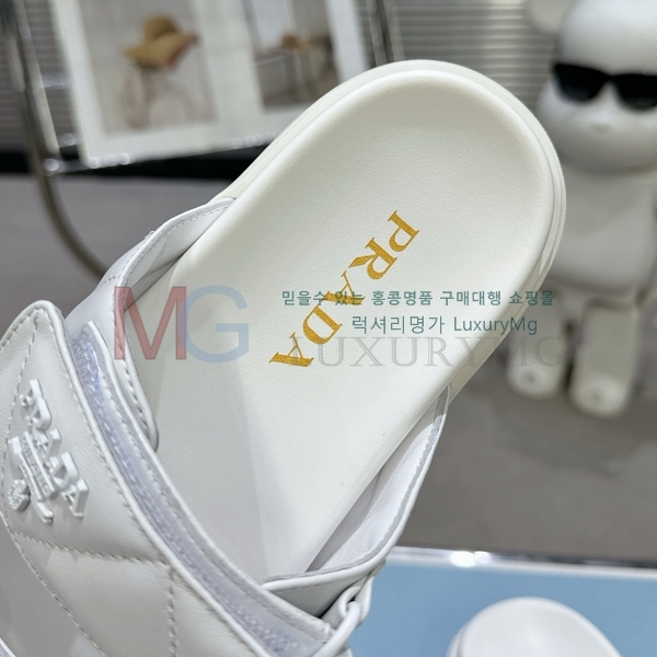     PA655504-3