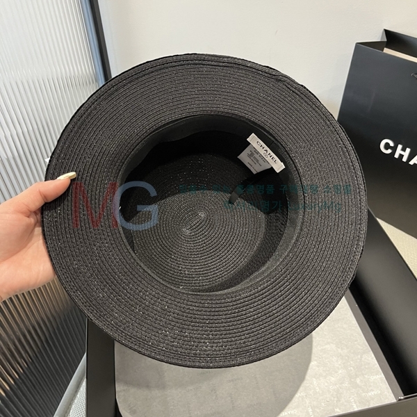 *  CH1620354152-2