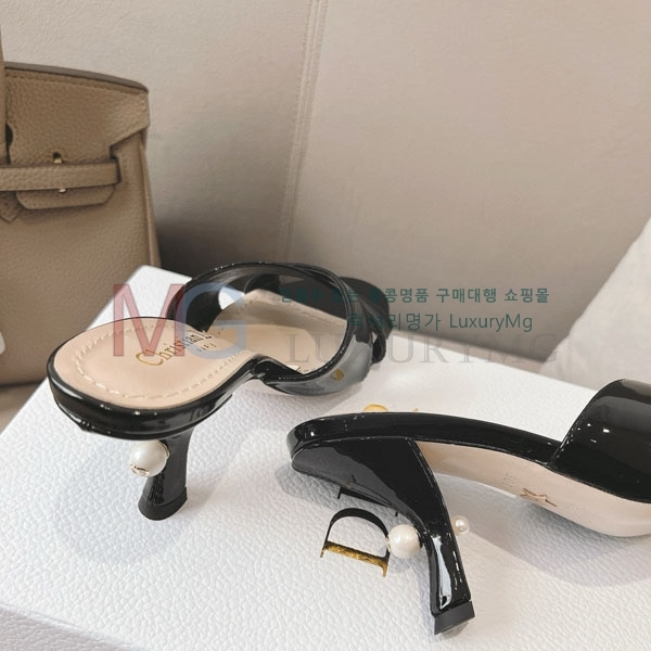     3D2R11775