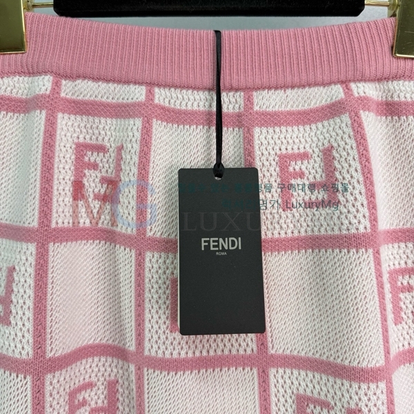   ĿƮ 17F253267-3