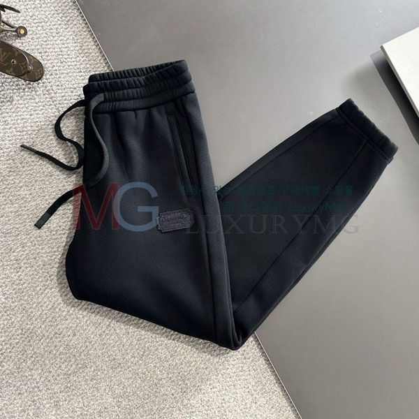    DR990664