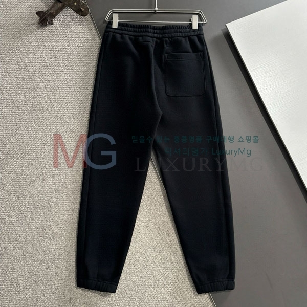    DR990664