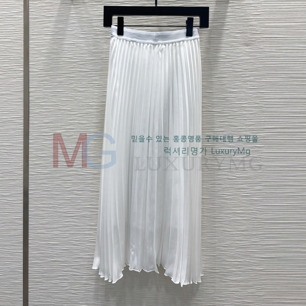  ο  ĿƮ 28LW2532615-3