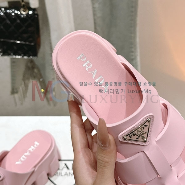     PA50788855-2