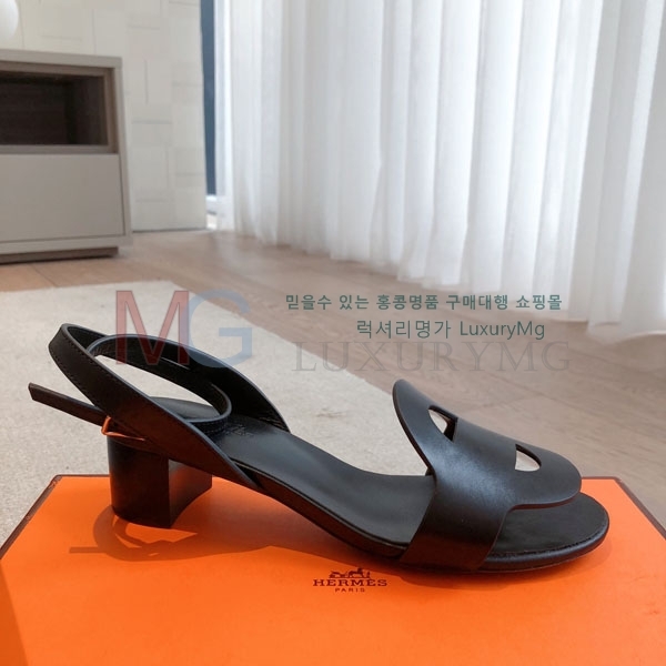 ޽  H405801-2