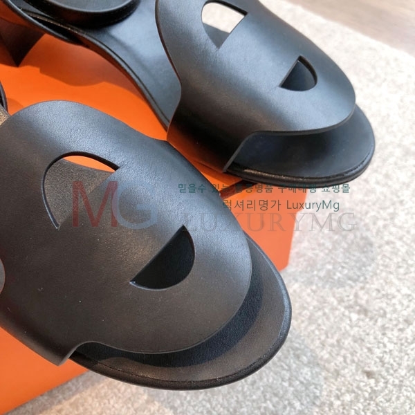 ޽  H405801-2