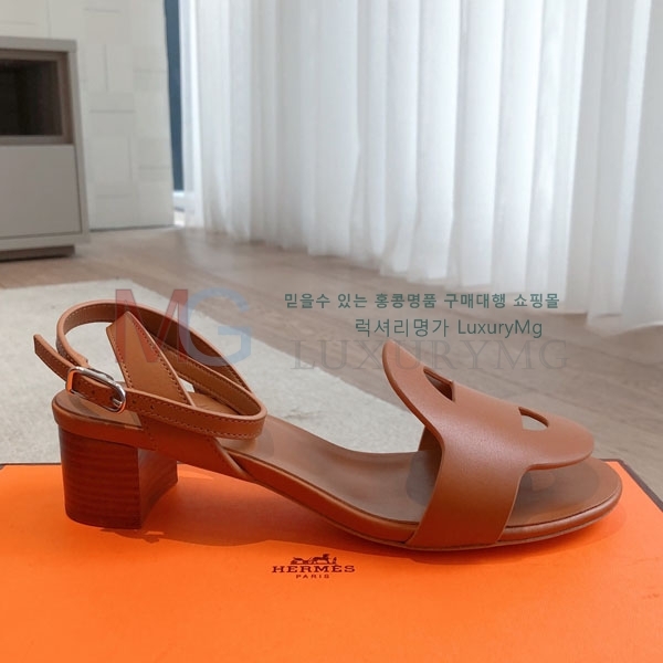 ޽  H405801-2