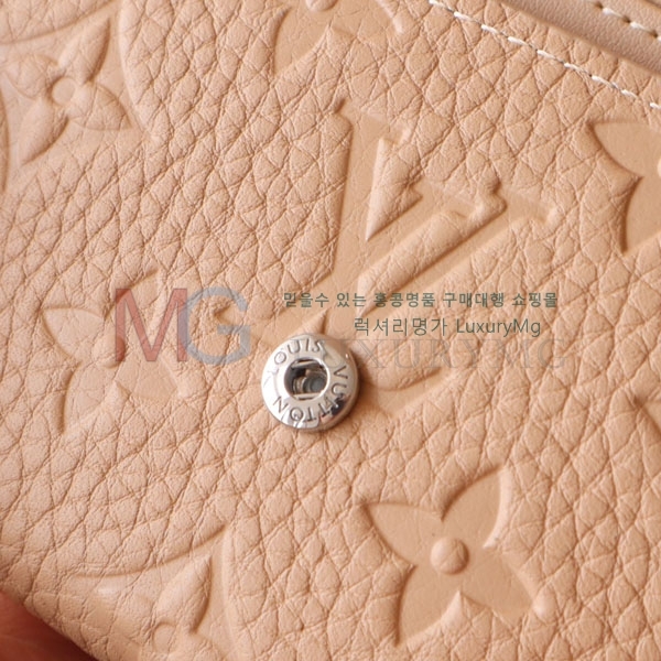 ̺   M13891-2