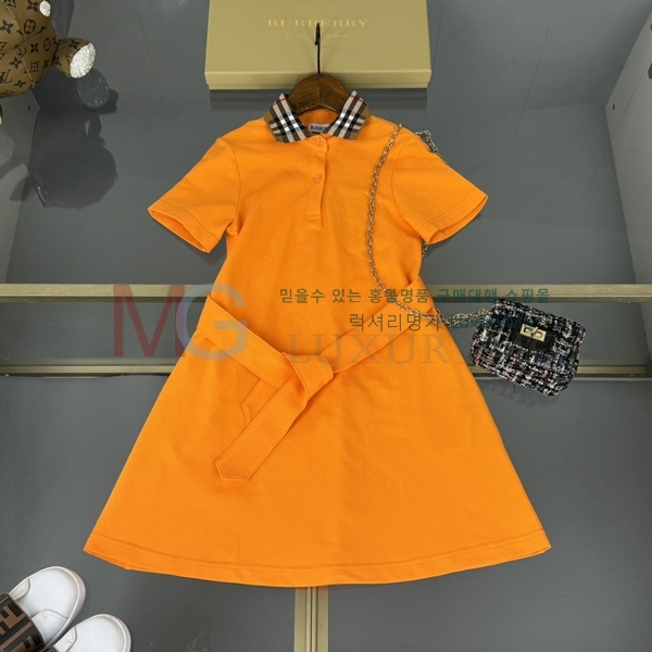 Ű   ǽ B884952 (3)