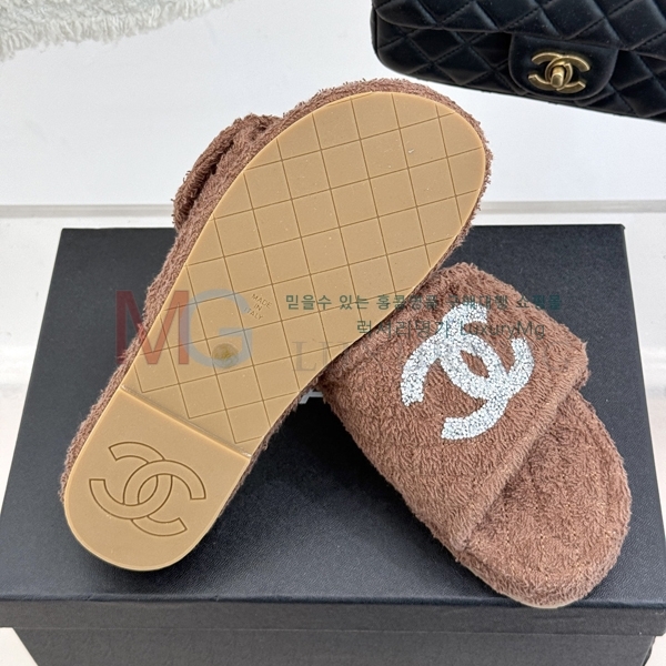 ��* ���� ������ AA131681-2