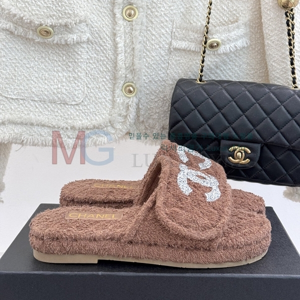 ��* ���� ������ AA131681-2