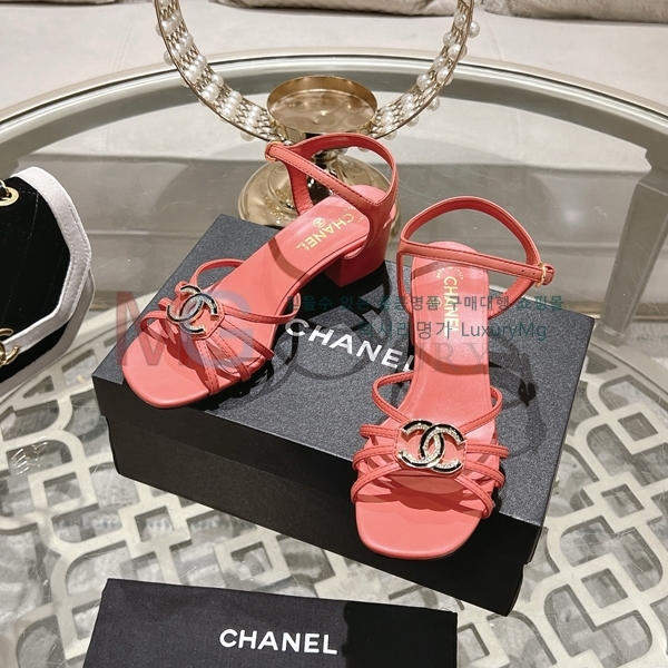 ��* ���� �̵��� AA131528-1