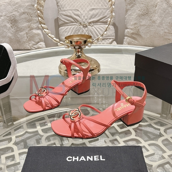 ��* ���� �̵��� AA131528-1