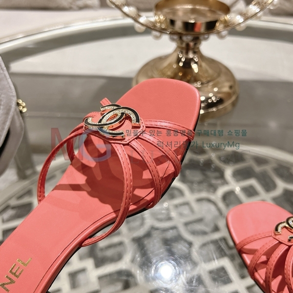 ��* ���� �̵��� AA131528-1