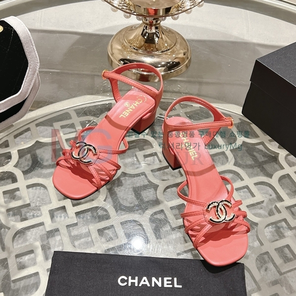 ��* ���� �̵��� AA131528-1