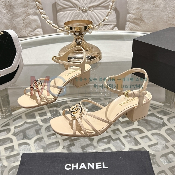 ��* ���� �̵��� AA131528-2