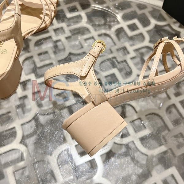 ��* ���� �̵��� AA131528-2