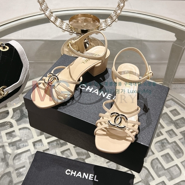 ��* ���� �̵��� AA131528-2