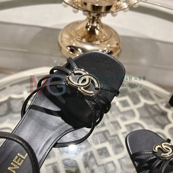 ��* ���� �̵��� AA131528-3