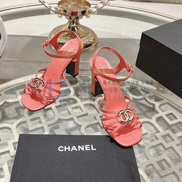 ��* ���� �̵��� AA131527-2