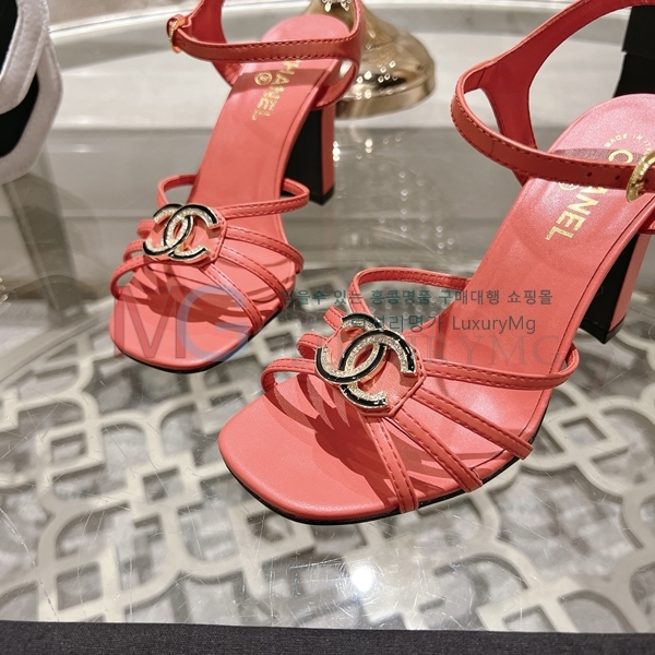 ��* ���� �̵��� AA131527-2