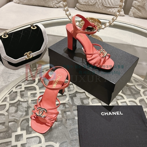 ��* ���� �̵��� AA131527-2