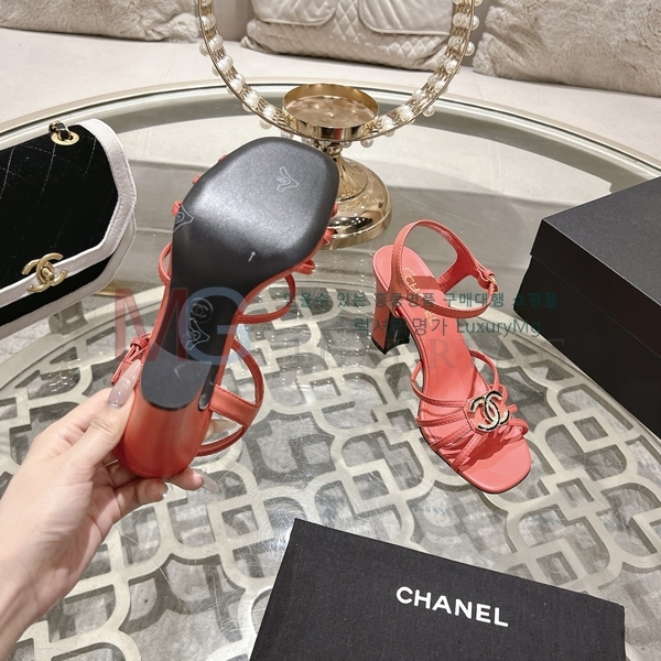 ��* ���� �̵��� AA131527-2