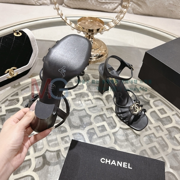 ��* ���� �̵��� AA131527-3