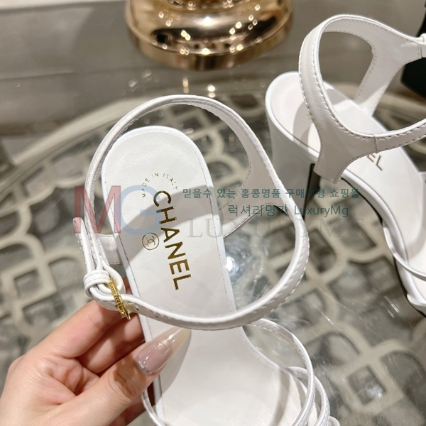 ��* ���� �̵��� AA131527-4