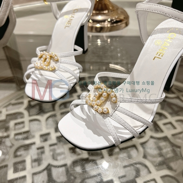 ��* ���� �̵��� AA131527-4