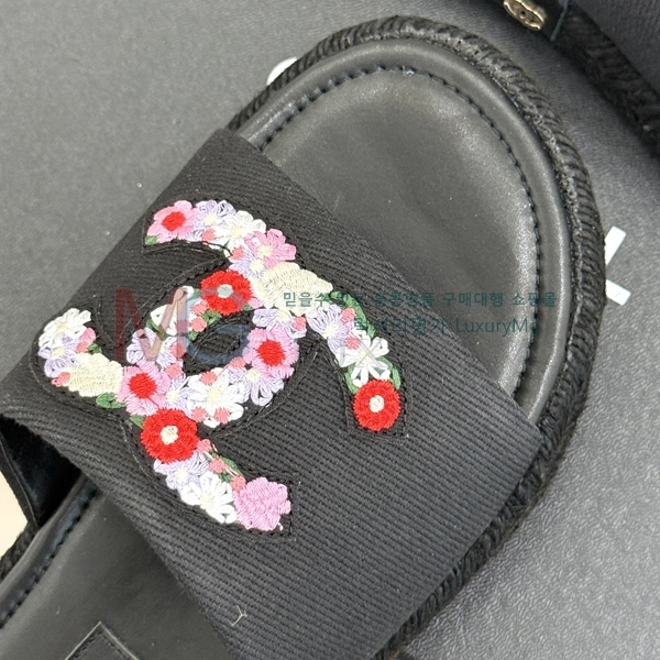 ��* ���� ������ AA131682-5