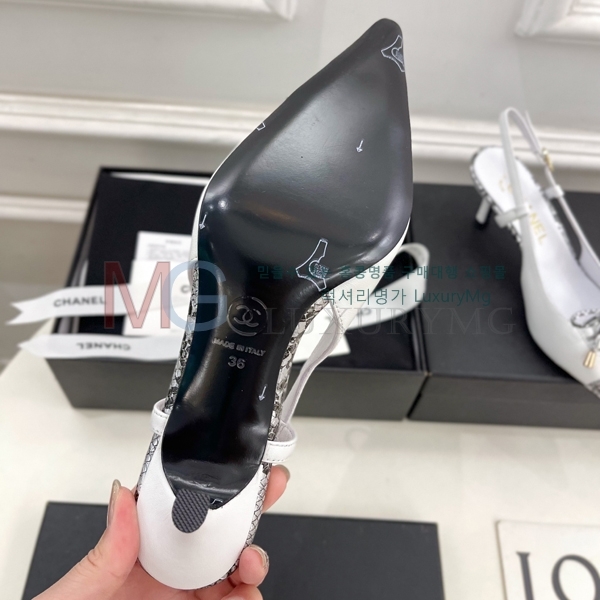 ��* ������ AA131524-2