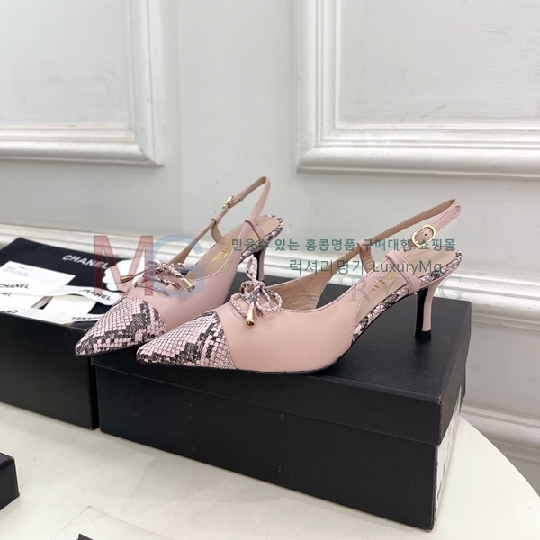 ��* ������ AA131524-4