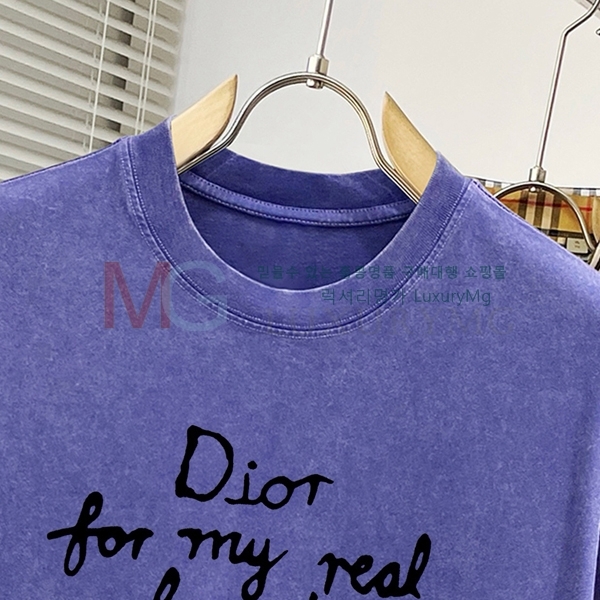    Ƽ D596626-1
