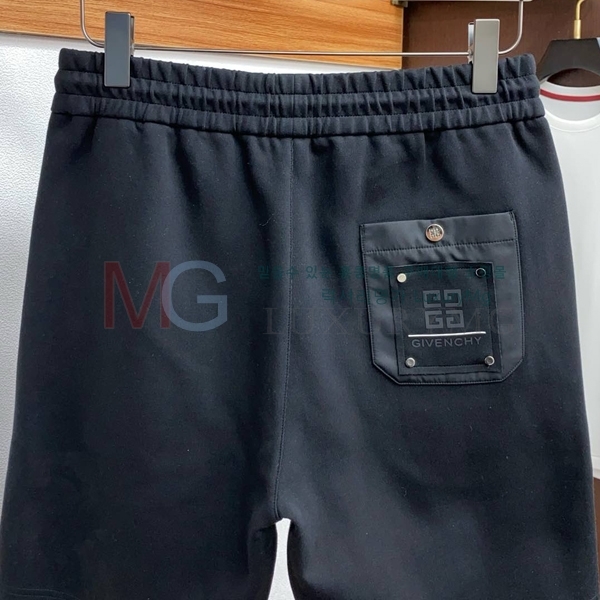   ݹ GV749850-4