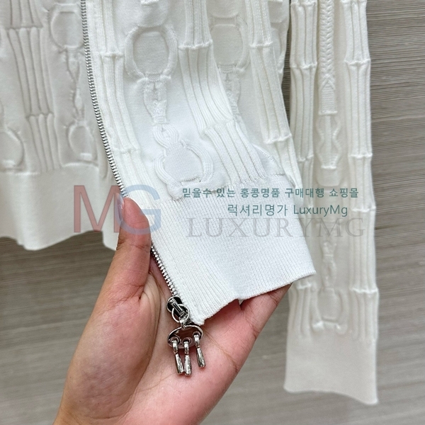  ޽  HE60574-1