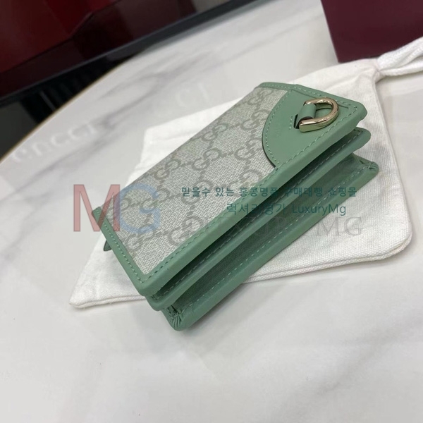 # GG  ̴  820692-106